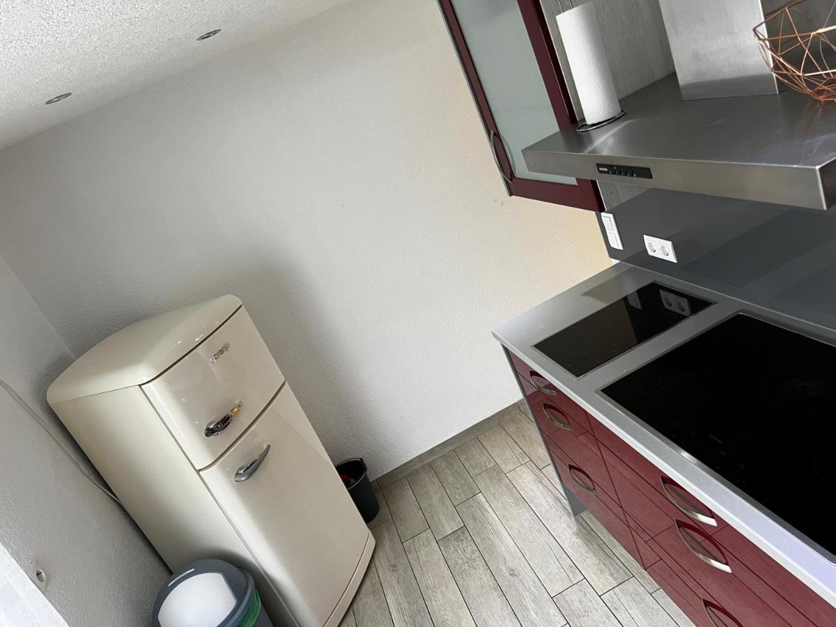 Moderne Wohnung Mit Bergblick Фридрихсхафен Екстериор снимка